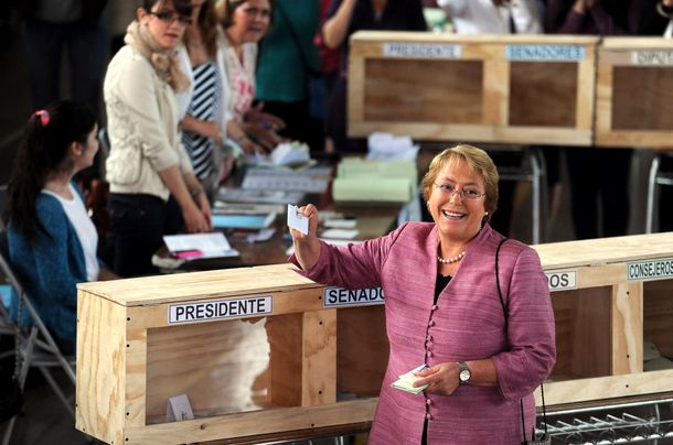 Los comicios en Chile transcurren con normalidad