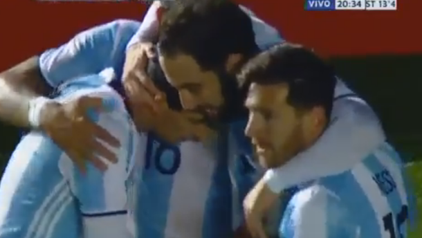 Una joya: mirá el golazo de Gonzalo Higuaín en el amistoso ante Honduras