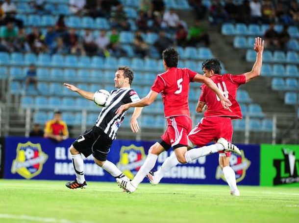 All Boys debutó con una victoria en su primer partido internacional