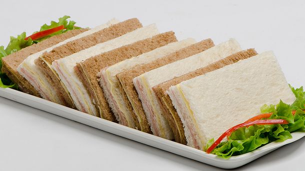 Tips para conservar en la heladera los sándwiches de miga que sobraron en Navidad