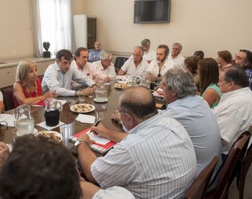 Un gremio docente admite que deberían empezar las clases