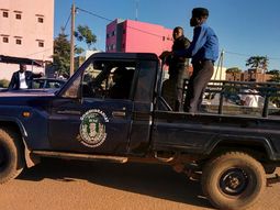 yihadistas tomaron 170 rehenes en un hotel de mali: hay varios heridos yihadistas tomaron 170 rehenes en un hotel de mali: hay varios heridos