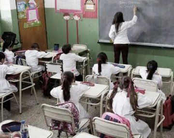 El Gobierno aumentó el salario mínimo docente: de cuánto es la suba