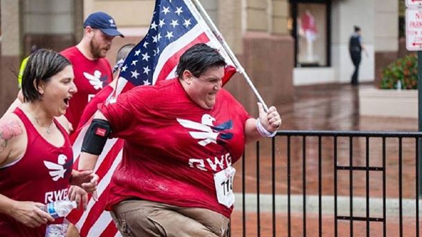 Pesa 250 kilos y sueña con correr una media maratón