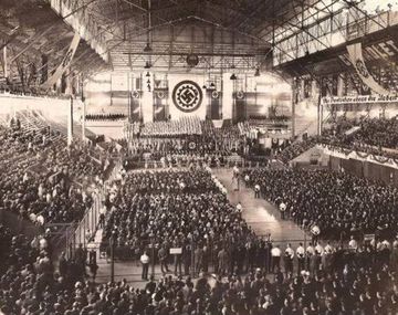 Revelan fotos de un multitudinario acto nazi en Argentina