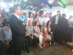 Carrió junto a Vidal y Larreta. Foto de Twitter Carrió junto a Vidal y Larreta. Foto de Twitter