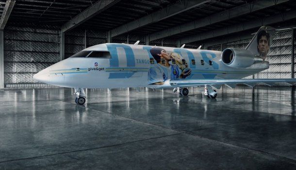 Cómo es el Tango D10S, el avión en homenaje a Diego Maradona