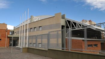 tiene 8 anos e intento acuchillar a un companero en la escuela tiene 8 anos e intento acuchillar a un companero en la escuela