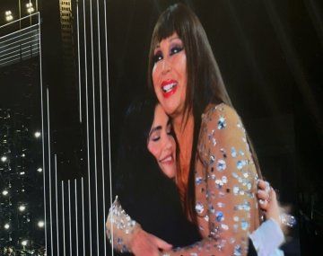 Moria Casán estuvo en el show de Lali en Vélez y estallaron las redes