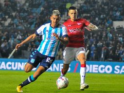 Racing irá a La Plata en busca de una victoria ante Estudiantes. Racing irá a La Plata en busca de una victoria ante Estudiantes.