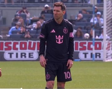 A cuánto quedó Messi de convertirse en el futbolista con más goles de tiro libre