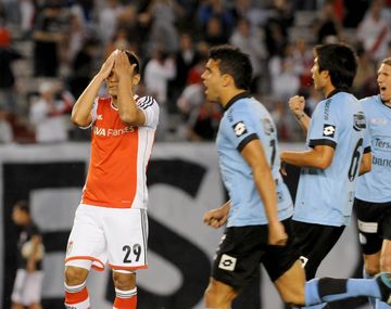 Teófilo dispara: En Racing la pelota me llegaba mejor