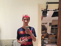 El hijo de Mourinho festejó la goleada del Barcelona en su cuenta de Twitter