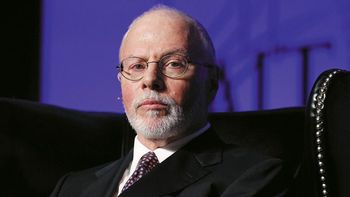 Paul Singer, titular de NML Paul Singer, titular de NML