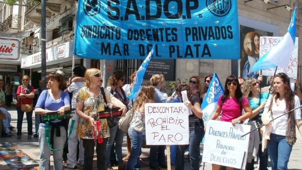 Los docentes de colegios privados se sumarán al paro del 30 de abril
