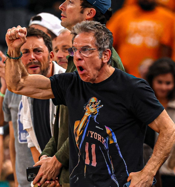 Ben Stiller viajó a ver a sus queridos Knicks en las finales de la NBA Ben Stiller viajó a ver a sus queridos Knicks en las finales de la NBA