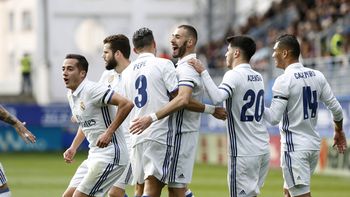 El festejo del Real Madrid, tras un gol de Benzema El festejo del Real Madrid, tras un gol de Benzema