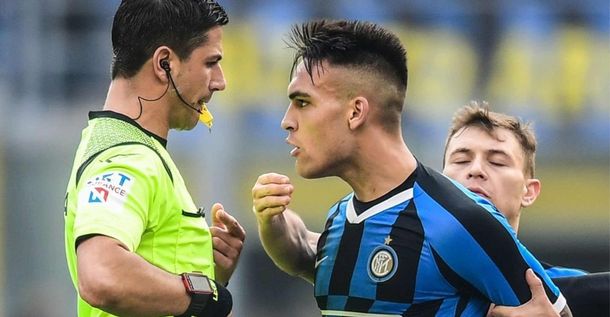 Lautaro Martínez marcó un gol pero se fue expulsado y enojado
