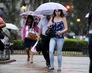 Alerta por lluvias y caída de granizo para la Ciudad y la Provincia