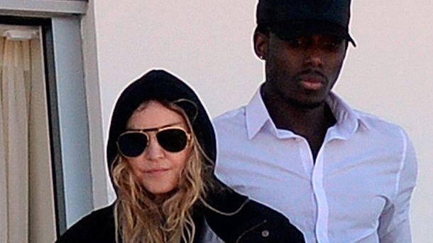 ¿Nuevo novio? Madonna estaría saliendo con un modelo 32 años menor que ella