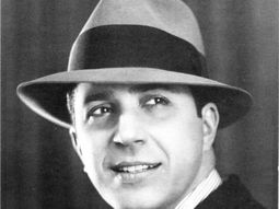 Gardel-Foto-Silva-Montevideo