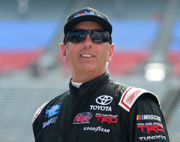 Impresionante video del accidente aéreo en el que murió un ex NASCAR