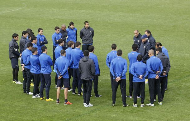 Bianchi suma problemas hasta en el día previo al Superclásico