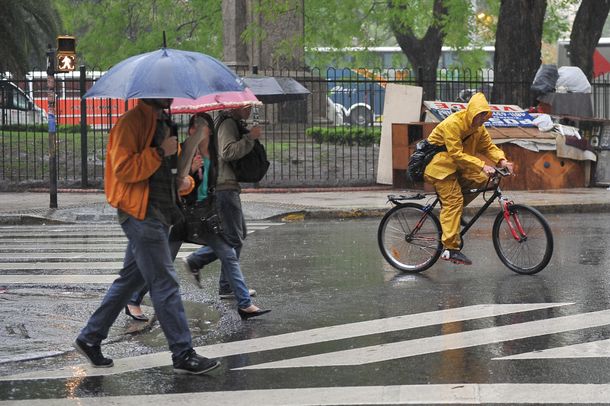 Se espera un día con sol pero a la noche vuelven las lluvias
