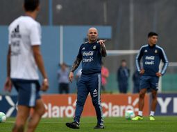 Las dos dudas de Sampaoli para enfrentar a Uruguay