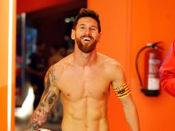 Messi volvió a mostrar su tatuaje más pícaro: ¿los labios de Antonella?