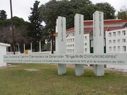 El gobierno habilitó que Campo de Mayo vuelva a alojar a represores El gobierno habilitó que Campo de Mayo vuelva a alojar a represores