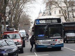 Milei justificó la quita de subsidios al transporte en el AMBA: ¿cómo lo hizo y a cuánto se va el boleto?