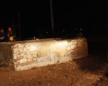 Una mujer cayó a un pozo cuando tenía sexo y casi muere por las bajas temperaturas