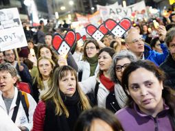 milei tambien veta la ley de emergencia pediatrica