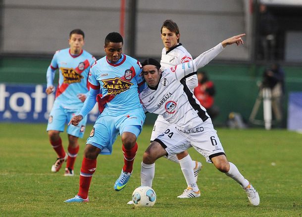 Arsenal goleó a All Boys y le arruinó la despedida a Romero