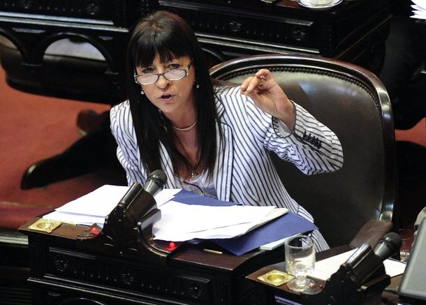 Buscan tapar con noticias de esta índole las impericias del gobierno actual