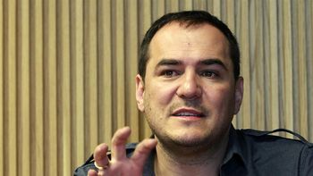 ismael serrano critico a macri por tener dinero en bahamas ismael serrano critico a macri por tener dinero en bahamas