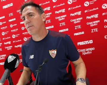 {altText(,#FuerzaToto Este martes operan a Eduardo Berizzo de su cáncer de próstata)}