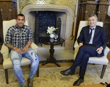 Carlos Tevez y Mauricio Macri