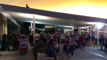 Amenaza de bomba en Ezeiza Amenaza de bomba en Ezeiza