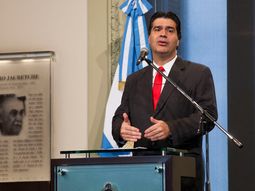 capitanich, sobre el acercamiento pro-unen: pierden el tiempo capitanich, sobre el acercamiento pro-unen: pierden el tiempo