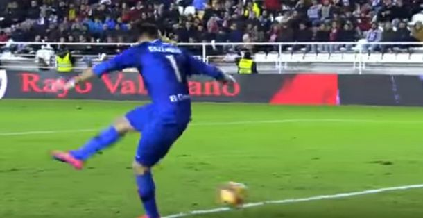 El arquero nacido en Murphy calculó mal