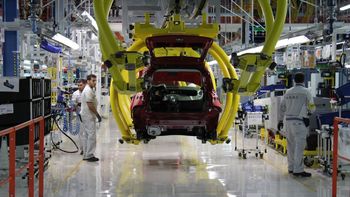 jueves negro para las automotrices: fiat y renault acusadas de fraude jueves negro para las automotrices: fiat y renault acusadas de fraude