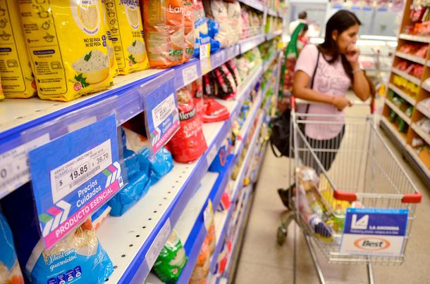 El Gobierno renovó el plan Precios Cuidados por cuatro meses y con aumentos