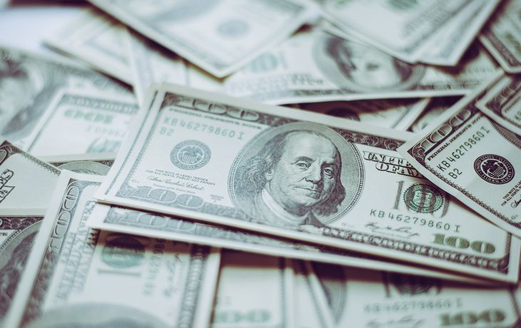 El dólar volvió a abrir en alza y opera a $25,02