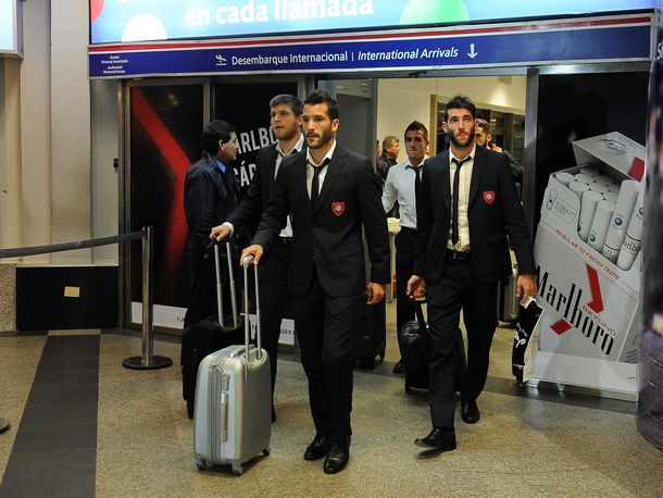 San Lorenzo volvió al país tras el empate ante Nacional de Paraguay