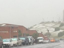fuerte temporal con abundante caida de granizo en la feliz