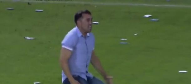 Como un hincha más: Coudet y su desquiciado festejo del gol de Central
