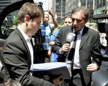 En la víspera a la reunión