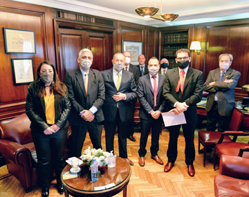Rodríguez Saá recibió los saludos protocolares por la presidencia de la Comisión de Relaciones Exteriores y Culto.